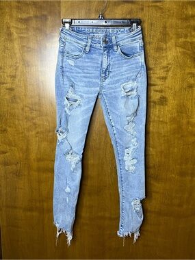 American Eagle Next Level Stretch Distressed Skinny Jeans Women’s Size 2 Regular